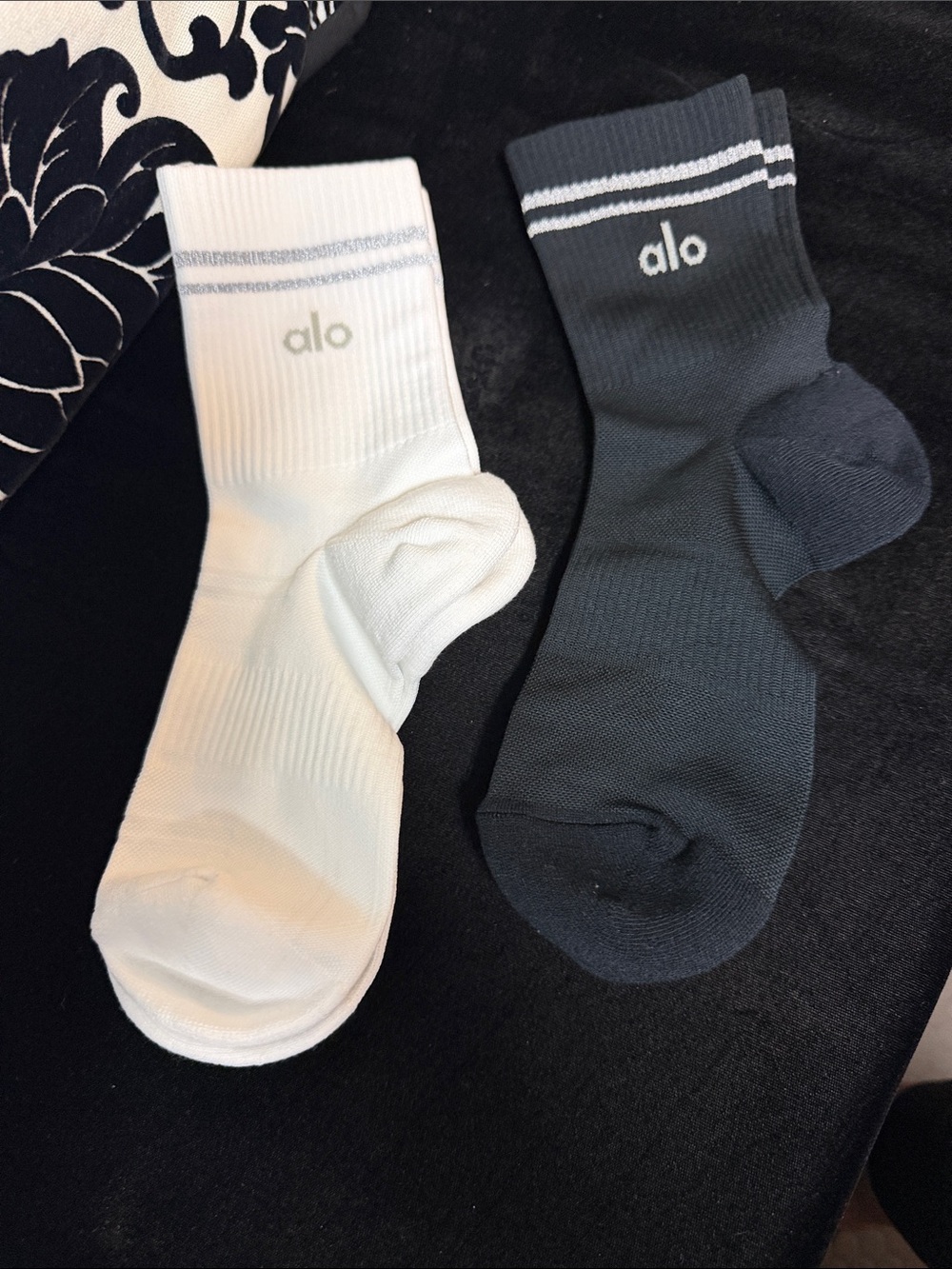 ALO Yoga Women’s Athletic  Socks - White and Charcoal